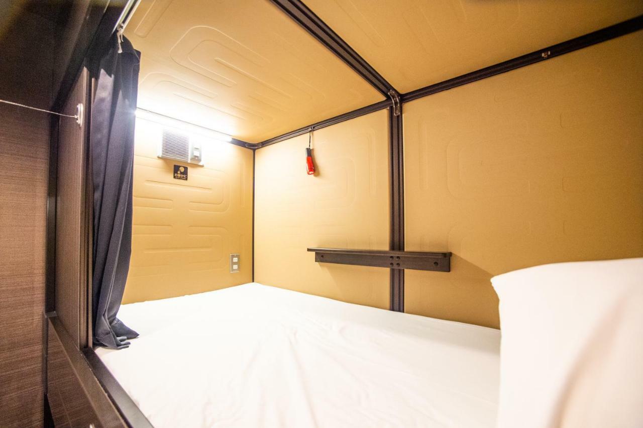 Capsule Hotel Hakodate Kültér fotó
